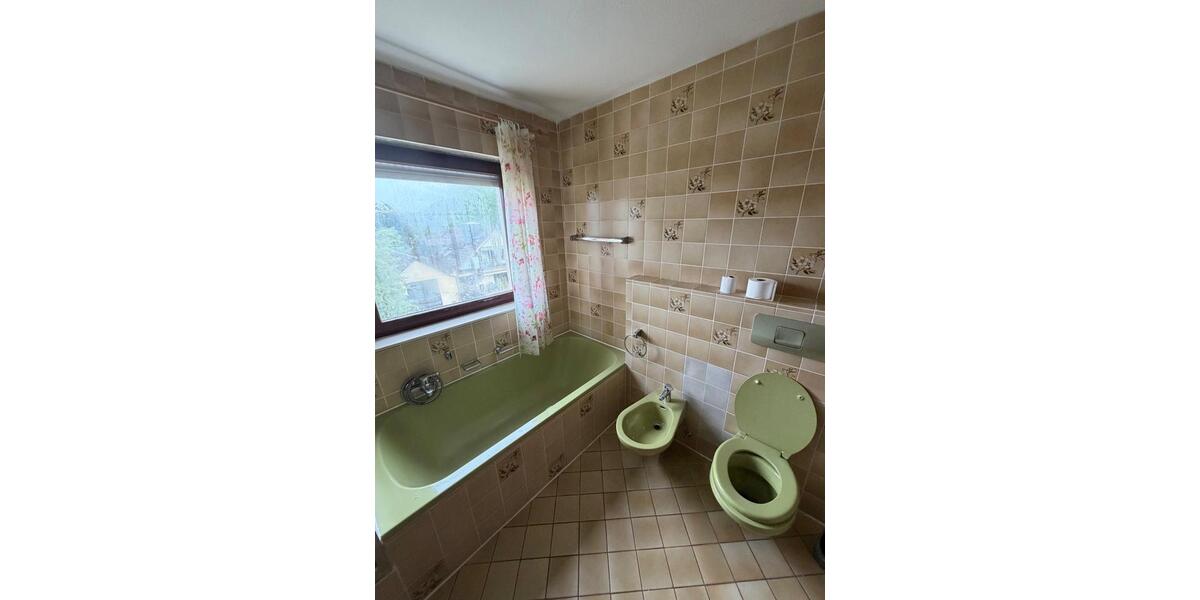 Etagenwohnung Bad Windsheim - 2 Zimmer, 89 m&sup2;, 830&euro; | Angebot:26432486
