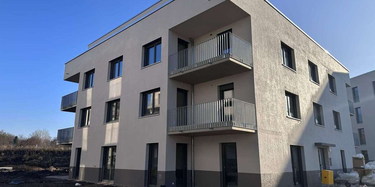 Etagenwohnung Königs Wusterhausen - 4 Zimmer, 104 m&sup2;, 1.613&euro; | Angebot:24937912