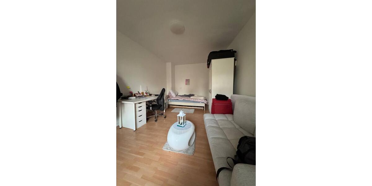 Wohnen auf Zeit Hof Altstadt - 1 Zimmer, 20 m&sup2;, 400&euro; | Angebot:25757487