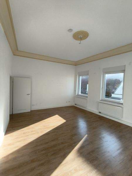 Etagenwohnung Lüdenscheid Staberg - 2 Zimmer, 84 m&sup2;, 670&euro; | Angebot:25739403