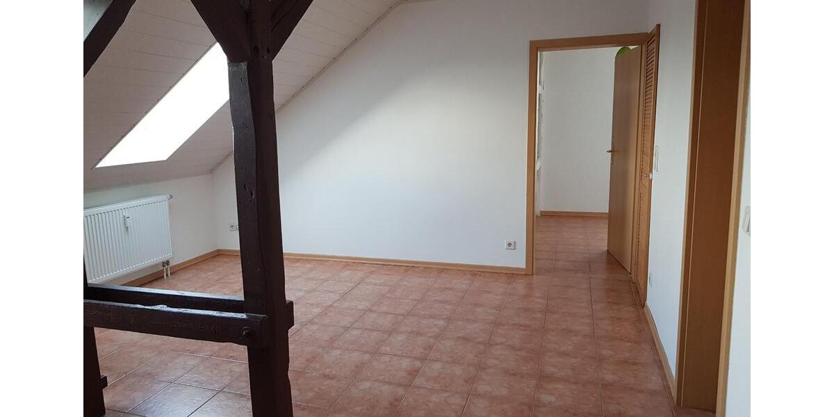 Dachgeschoßwohnung Salzwedel - 2 Zimmer, 38 m&sup2;, 310&euro; | Angebot:26661250