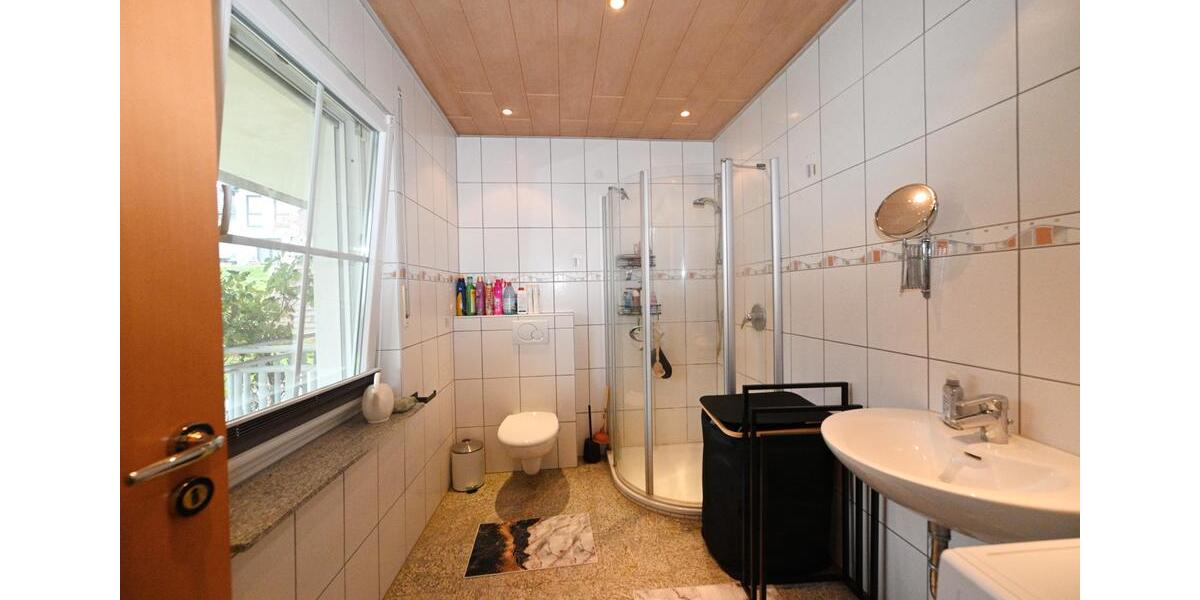 Erdgeschoßwohnung Biedenkopf - 4 Zimmer, 134 m&sup2;, 1.190&euro; | Angebot:24223187