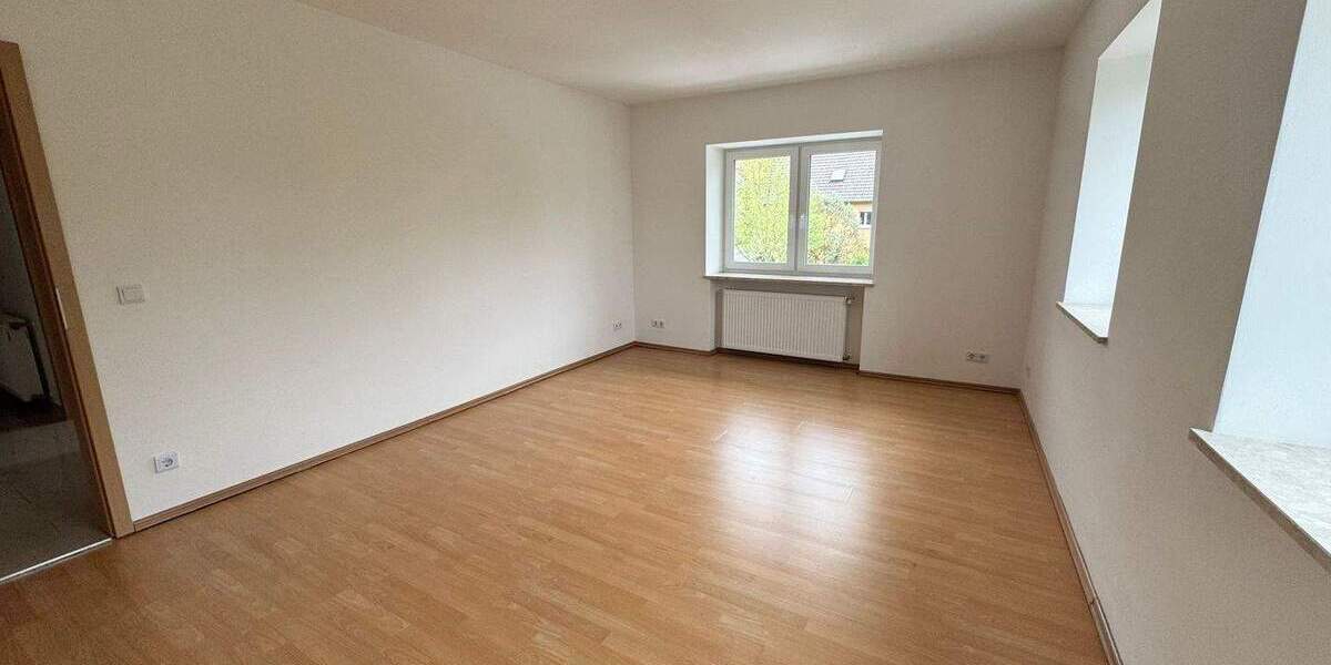 Etagenwohnung Berching Pollanten - 3 Zimmer, 115 m&sup2;, 930&euro; | Angebot:26554819