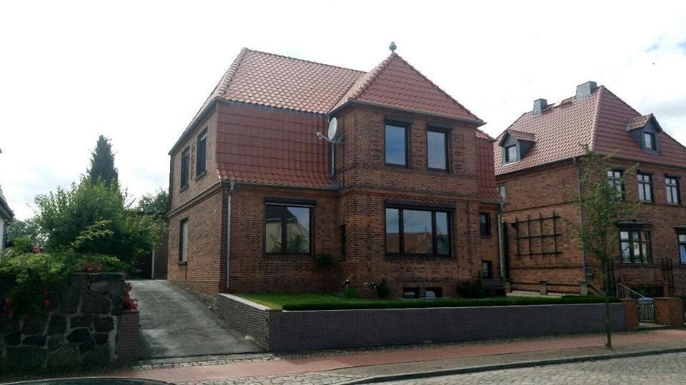 Erdgeschoßwohnung Zarrentin am Schaalsee - 3 Zimmer, 100 m&sup2;, 900&euro; | Angebot:26456358