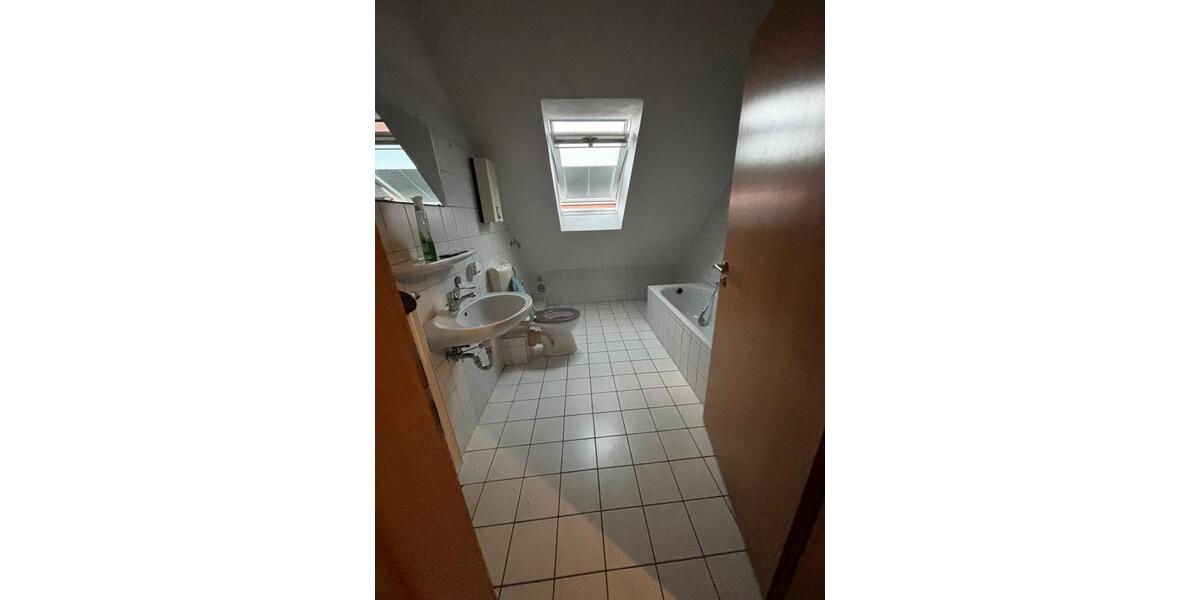 Etagenwohnung Wiesmoor - 2 Zimmer, 65 m&sup2;, 740&euro; | Angebot:26014262