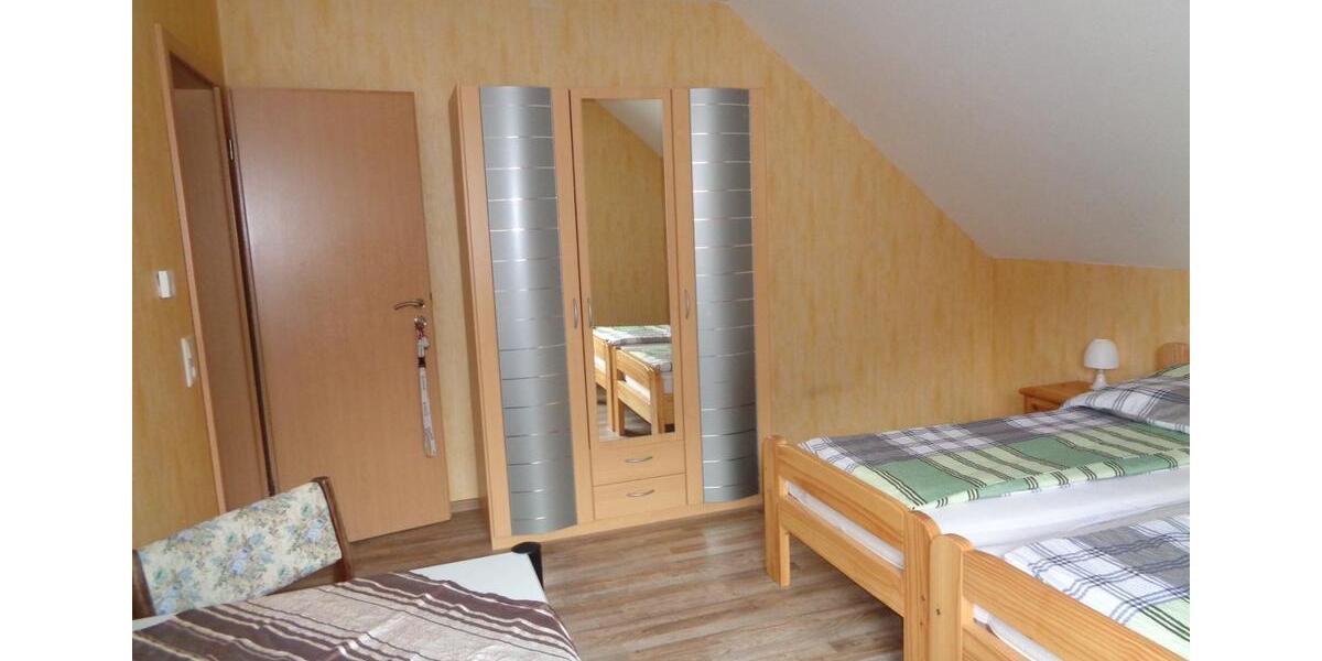 WG- Zimmer Vollmobliert in 56751 Trimbs 5 zimmer