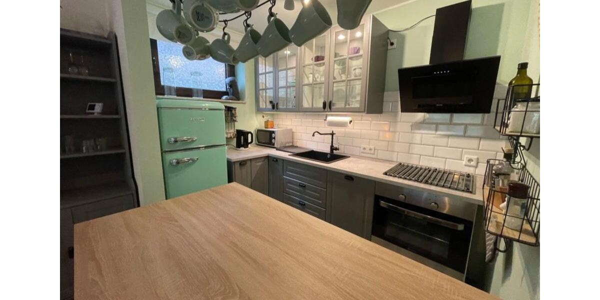 Vollständig möblierte Wohnung inkl. Kfz Stellplatz in top Lage 2 zimmer