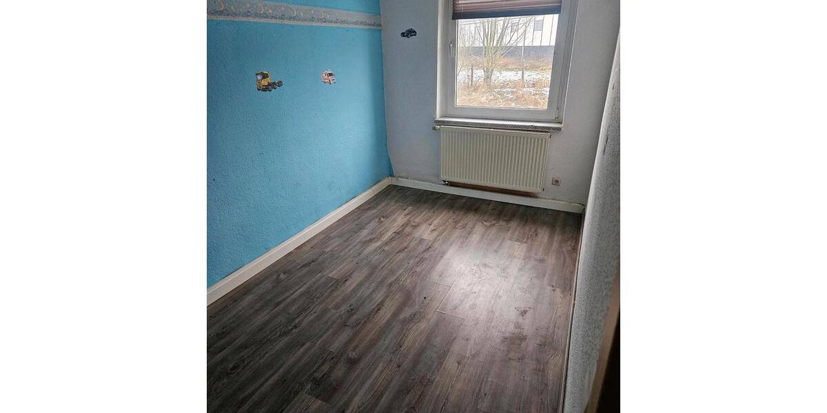 Etagenwohnung Menteroda - 3 Zimmer, 58 m&sup2;, 290&euro; | Angebot:26547489