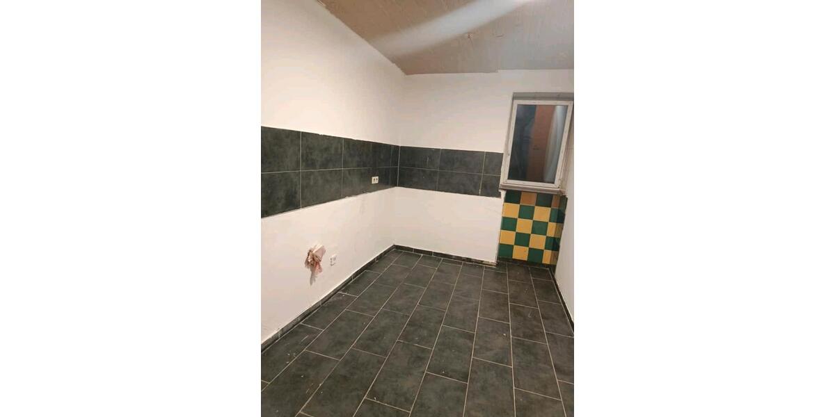 Etagenwohnung Mettlach - 3.5 Zimmer, 100 m&sup2;, 850&euro; | Angebot:24745390