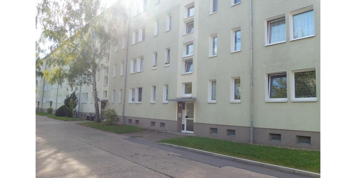 Etagenwohnung Staßfurt - 3 Zimmer, 57 m&sup2;, 320&euro; | Angebot:26157540