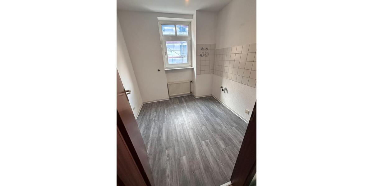 Etagenwohnung Ludwigshafen am Rhein Ludwigshafen-Hemshof - 2 Zimmer, 60 m&sup2;, 575&euro; | Angebot:26660699