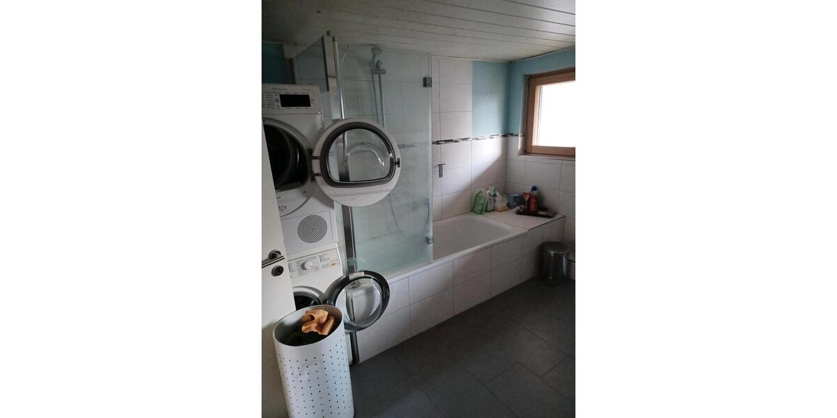 Bauernhaus, Landhaus Wilhelmsdorf - 7 Zimmer, 130 m&sup2;, 2.000&euro; | Angebot:25845678