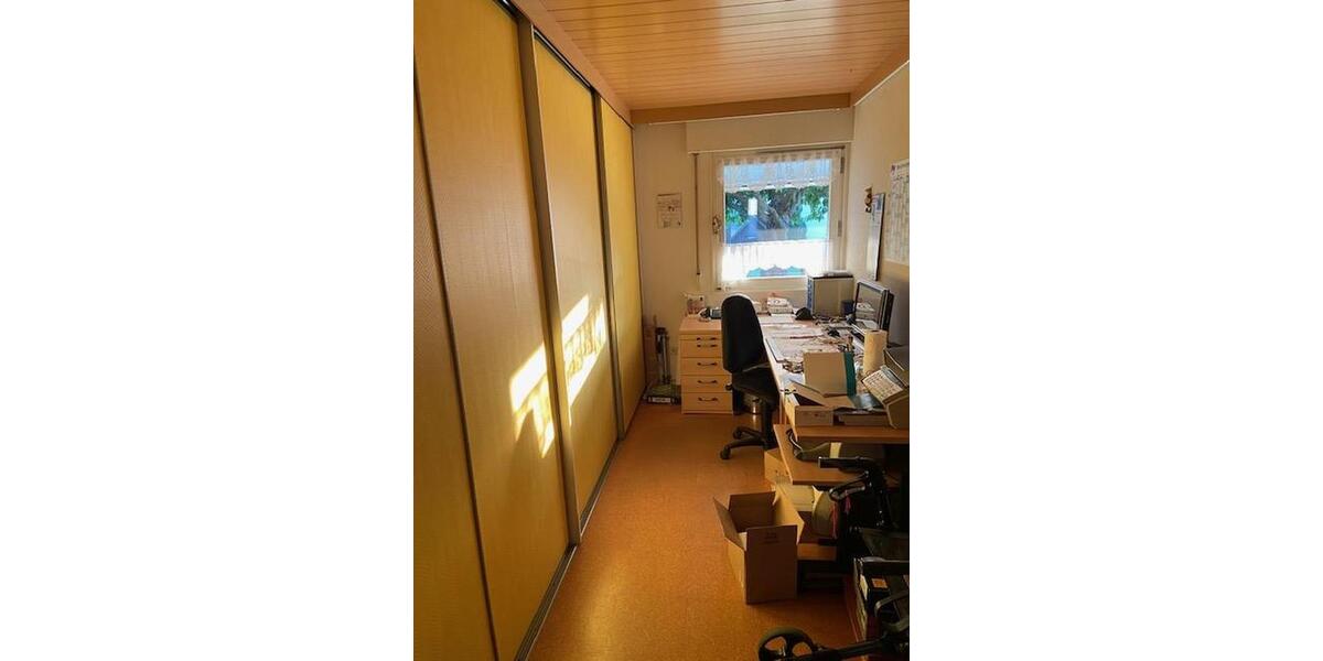 Erdgeschoßwohnung Bretten - 4.5 Zimmer, 130 m&sup2;, 1.160&euro; | Angebot:26699388