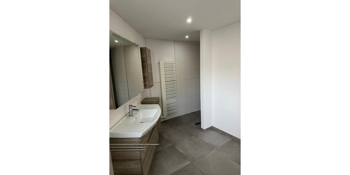 Erdgeschoßwohnung Oedheim - 2.5 Zimmer, 85 m&sup2;, 900&euro; | Angebot:26620994