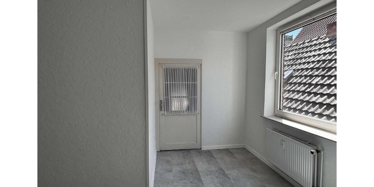 Etagenwohnung Rinteln - 2 Zimmer, 117 m&sup2;, 750&euro; | Angebot:26232164