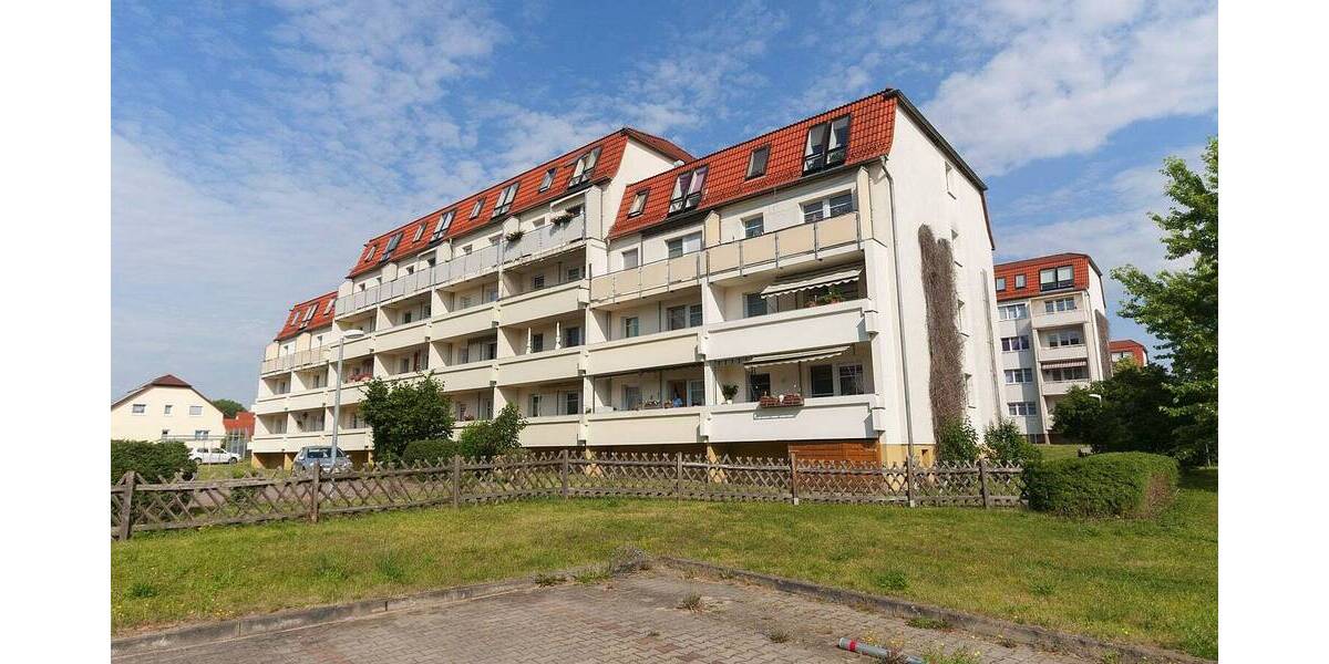 Etagenwohnung Merseburg - 3 Zimmer, 61 m&sup2;, 340&euro; | Angebot:25663962