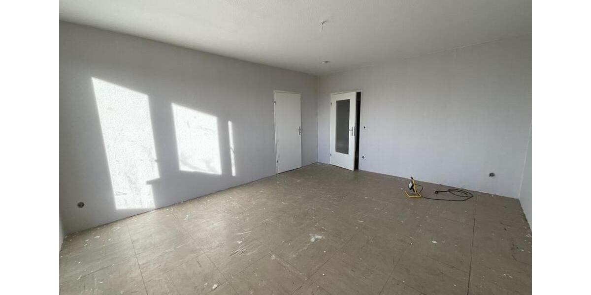 Etagenwohnung Duisburg Duisburg-Mitte - 3 Zimmer, 74 m&sup2;, 699&euro; | Angebot:25053172