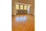 Dachgeschoßwohnung Essen Stadtbezirk II - 2 Zimmer, 55 m&sup2;, 640&euro; | Angebot:26340824