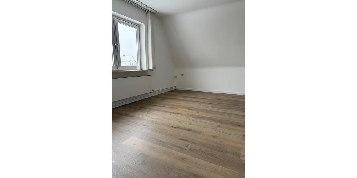 Einfamilienhaus Celle - 4 Zimmer, 134 m&sup2;, 1.300&euro; | Angebot:23404556