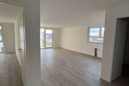 Wohnung Bad Friedrichshall - 3 Zimmer, 75 m&sup2;, 1.130&euro; | Angebot:24417237