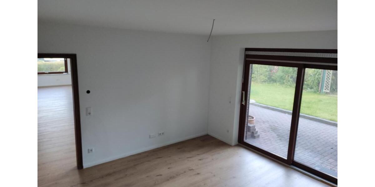 Erdgeschoßwohnung Bordesholm - 3 Zimmer, 100 m&sup2;, 1.250&euro; | Angebot:26374302