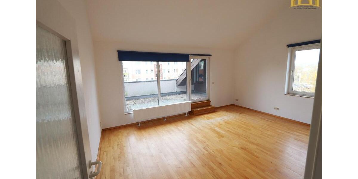 Dachgeschoßwohnung Sangerhausen - 2 Zimmer, 84 m&sup2;, 550&euro; | Angebot:18313095