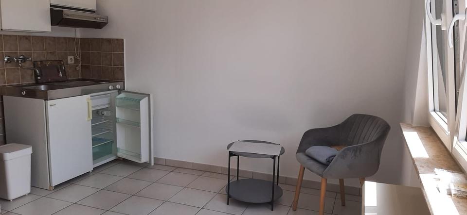 Hochparterre Mörfelden-Walldorf Walldorf - 1 Zimmer, 20 m&sup2;, 415&euro; | Angebot:24868883