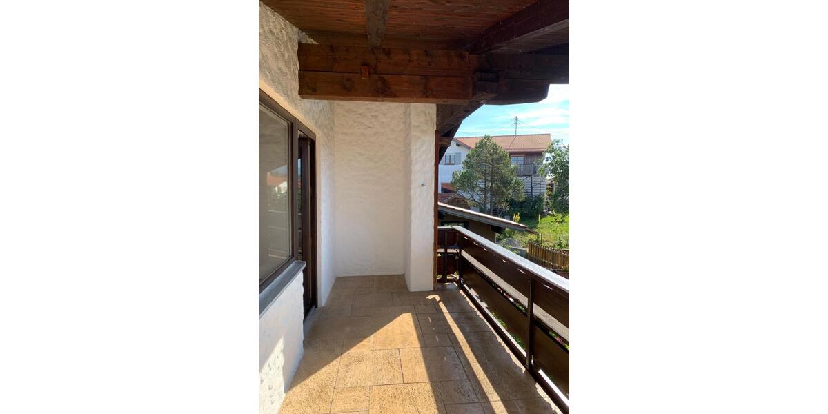 Dachgeschoßwohnung Lengenwang - 2 Zimmer, 90 m&sup2;, 810&euro; | Angebot:25868429