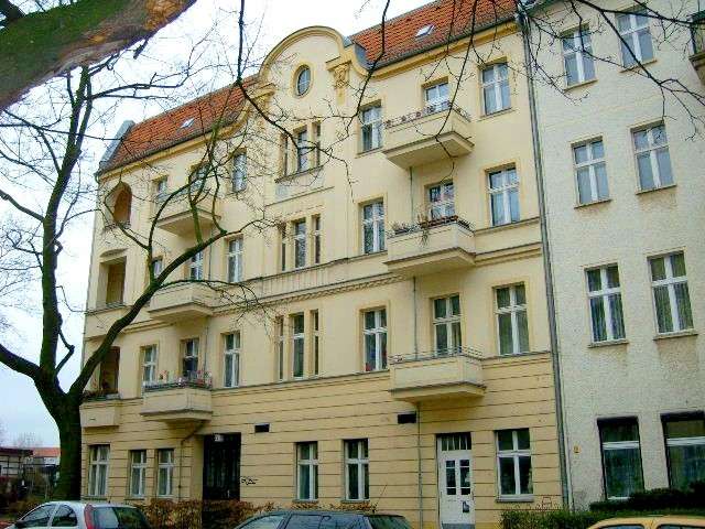 Etagenwohnung Berlin Pankow - 2 Zimmer, 81 m&sup2;, 739&euro; | Angebot:27285339