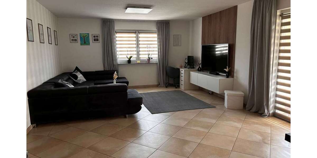 Etagenwohnung Wiehl Bielstein - 4 Zimmer, 103 m&sup2;, 990&euro; | Angebot:26998468