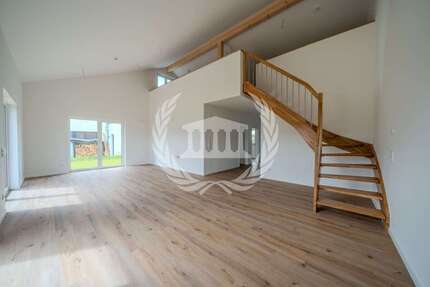 Haus Teublitz - 4 Zimmer, 122 m&sup2;, 1.400&euro; | Angebot:26972193