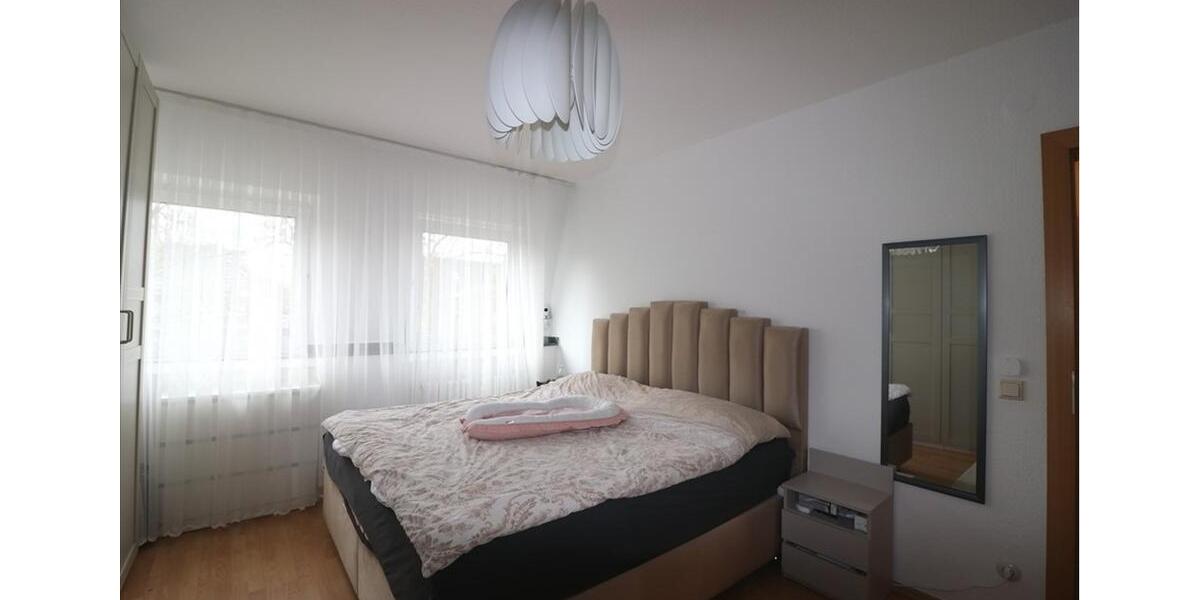 Etagenwohnung Krefeld Benrad - 3 Zimmer, 76 m&sup2;, 685&euro; | Angebot:26264776