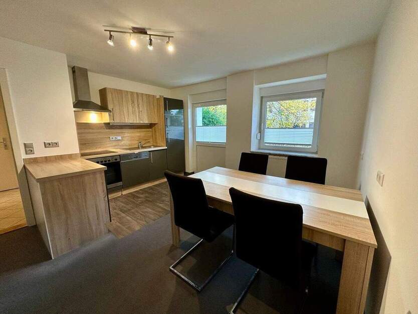 Helle 2-Zimmer-Wohnung mit Terrasse, Garten & Stellplatz - voll möbliert in Würzburg-Zellerau 2 zimmer