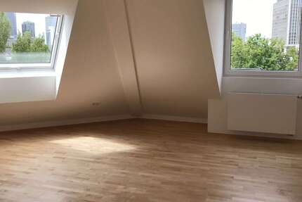 Wohnung zum Mieten in Frankfurt 2.390 € 120 m² 3 zimmer