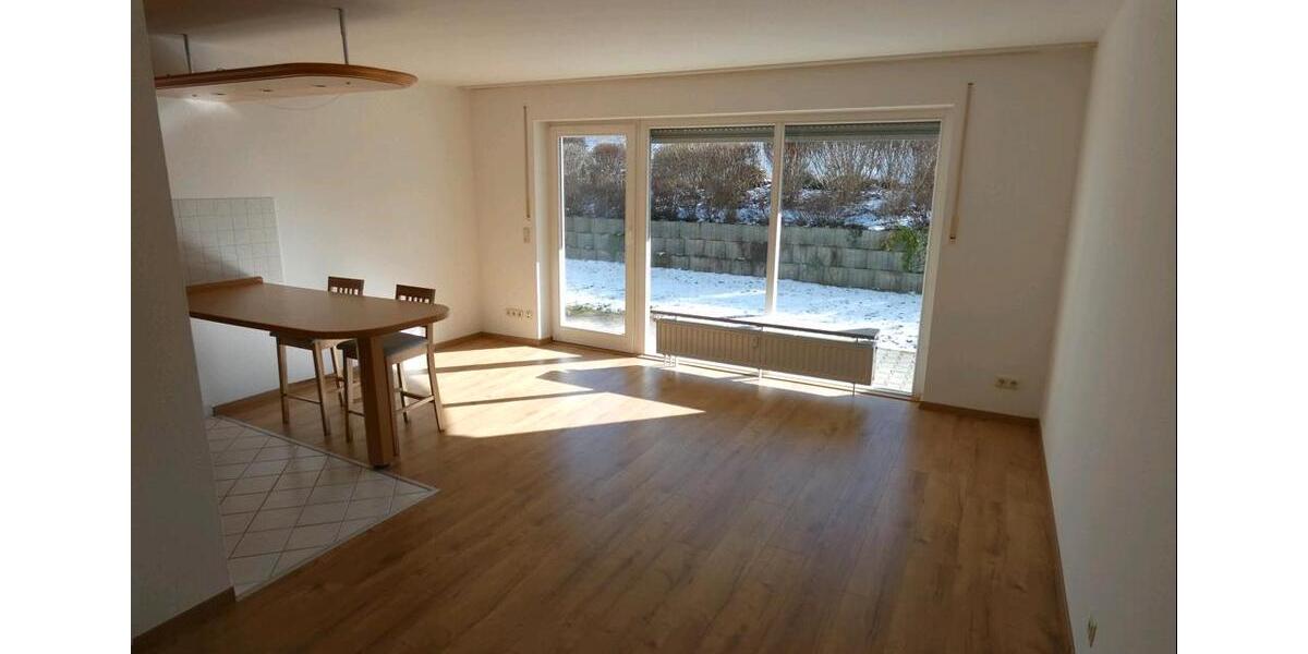 1-Raum Wohnung mit Terasse & Einbauküche - Zentrum Schleiz 1 zimmer