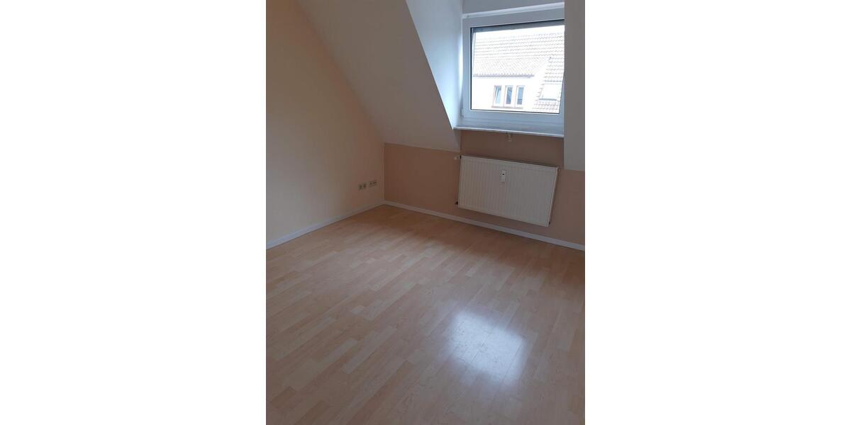 Dachgeschoßwohnung Landau in der Pfalz - 3 Zimmer, 70 m&sup2;, 735&euro; | Angebot:26264883