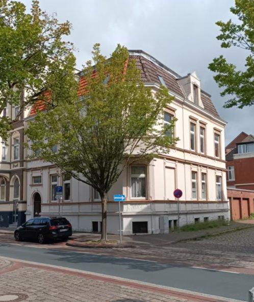 Etagenwohnung Emden - 1 Zimmer, 12 m&sup2;, 275&euro; | Angebot:26062844