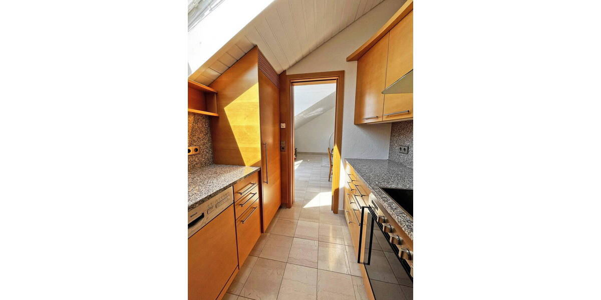 Etagenwohnung Lauffen am Neckar - 3 Zimmer, 89 m&sup2;, 1.200&euro; | Angebot:26716067