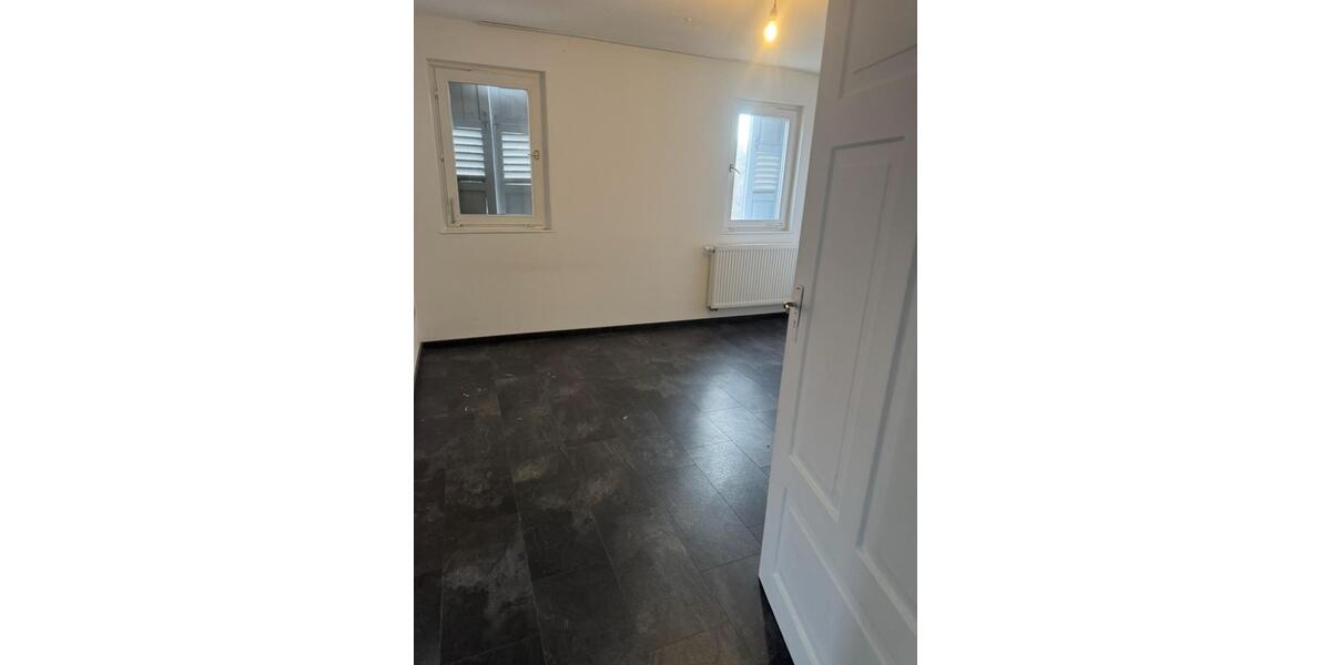 Dachgeschoßwohnung Schwäbisch Hall - 4 Zimmer, 100 m&sup2;, 800&euro; | Angebot:26517734