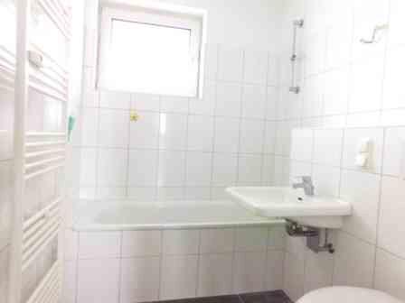Attraktiv! zentrale 2-Zimmer-Wohnung zimmer