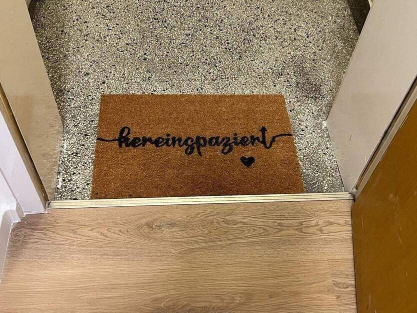 Zi. 2 in möbl. 3er WG ( only male) - nach Kernsanierung - Denkmalsiedlung 