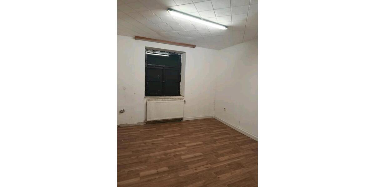 Etagenwohnung Mettlach - 3.5 Zimmer, 100 m&sup2;, 710&euro; | Angebot:26072050