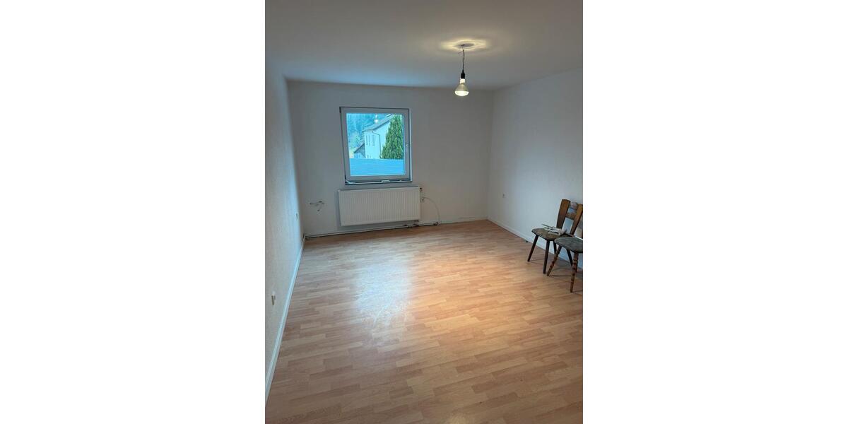 Etagenwohnung Erbach - 5 Zimmer, 130 m&sup2;, 1.500&euro; | Angebot:24659923