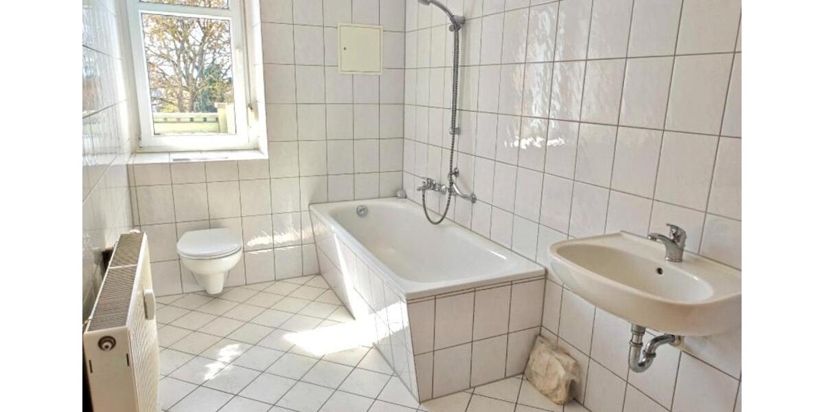 Etagenwohnung Altenburg - 3 Zimmer, 73 m&sup2;, 525&euro; | Angebot:26033018