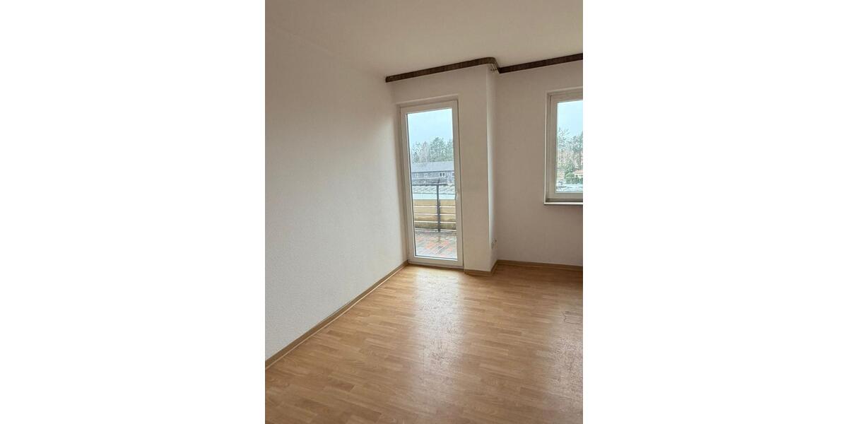 Etagenwohnung Dannenberg (Elbe) - 3 Zimmer, 71 m&sup2;, 420&euro; | Angebot:25234244