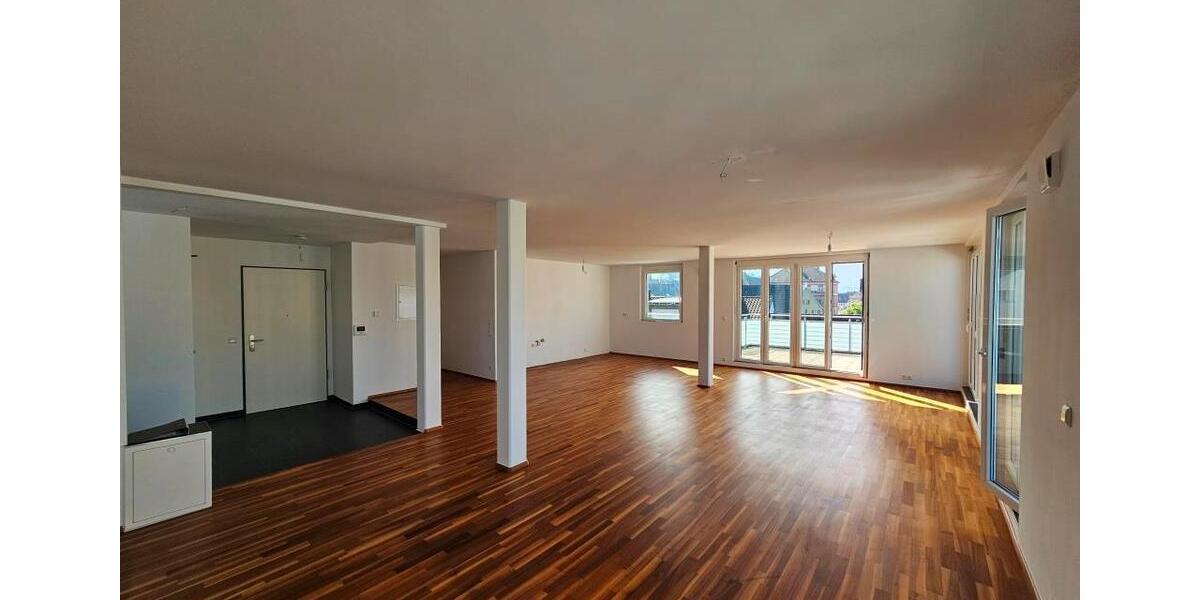 Einfamilienhaus Kenzingen - 3 Zimmer, 145 m&sup2;, 1.950&euro; | Angebot:26224781