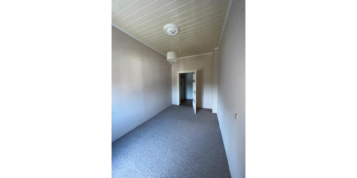 Etagenwohnung Hötensleben - 4 Zimmer, 100 m&sup2;, 300&euro; | Angebot:26295213