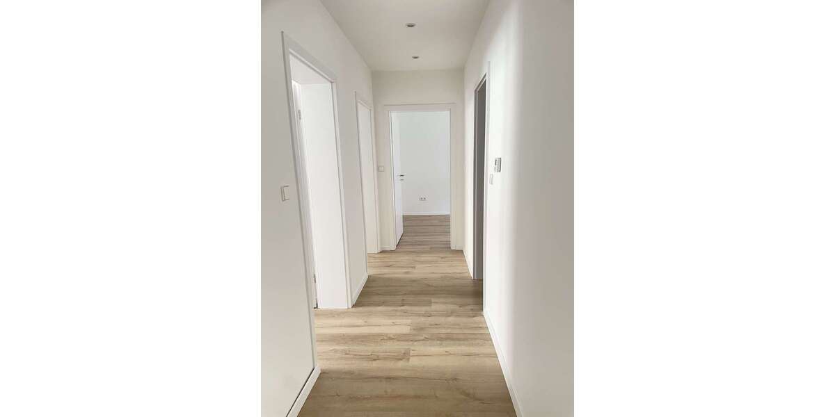 Etagenwohnung Pirmasens - 3 Zimmer, 70 m&sup2;, 750&euro; | Angebot:27234326