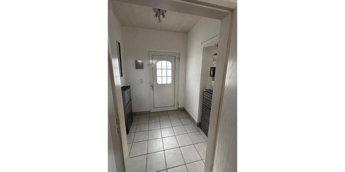 Erdgeschoßwohnung Rüsselsheim am Main - 2 Zimmer, 60 m&sup2;, 1.050&euro; | Angebot:25902132