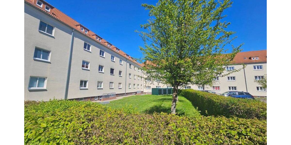 Etagenwohnung Altenburg Drescha - 2 Zimmer, 61 m&sup2;, 370&euro; | Angebot:26402381